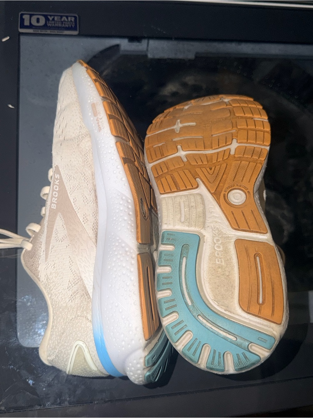 Brooks Ghost 16 Women’s 9 B Coconut Chateau Grey Blue Running Shoes - Picture 3 of 7